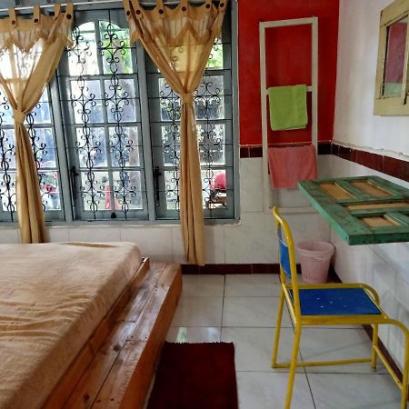 Deoplet Homestay & Gallery Yogyakarta Exteriör bild