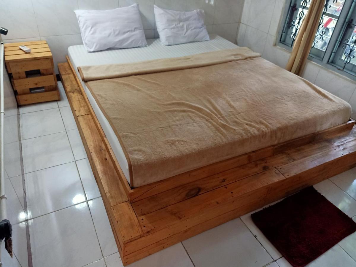 Deoplet Homestay & Gallery Yogyakarta Exteriör bild