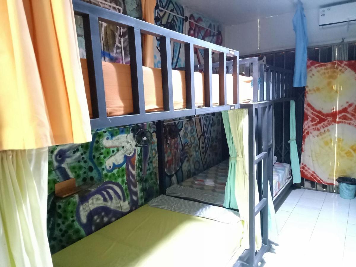 Deoplet Homestay & Gallery Yogyakarta Exteriör bild