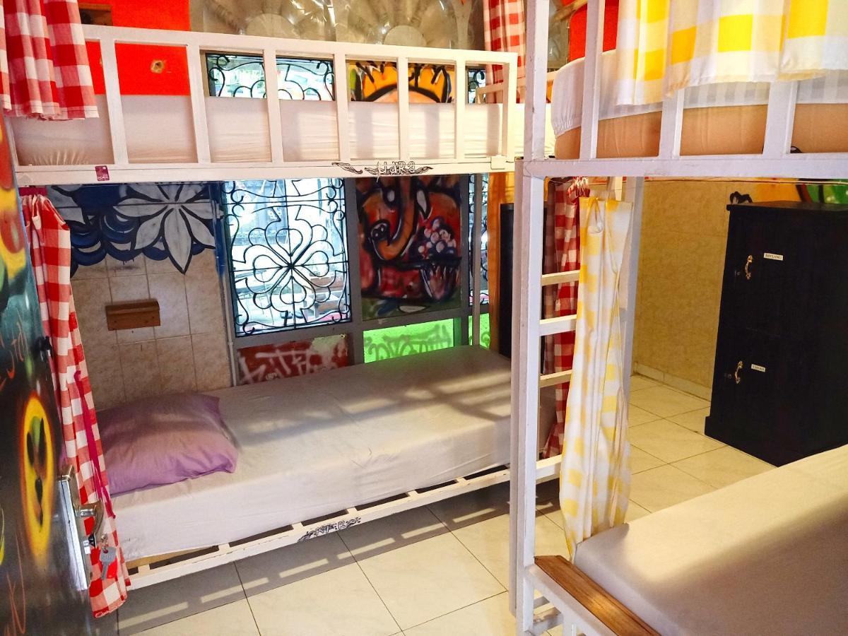 Deoplet Homestay & Gallery Yogyakarta Exteriör bild