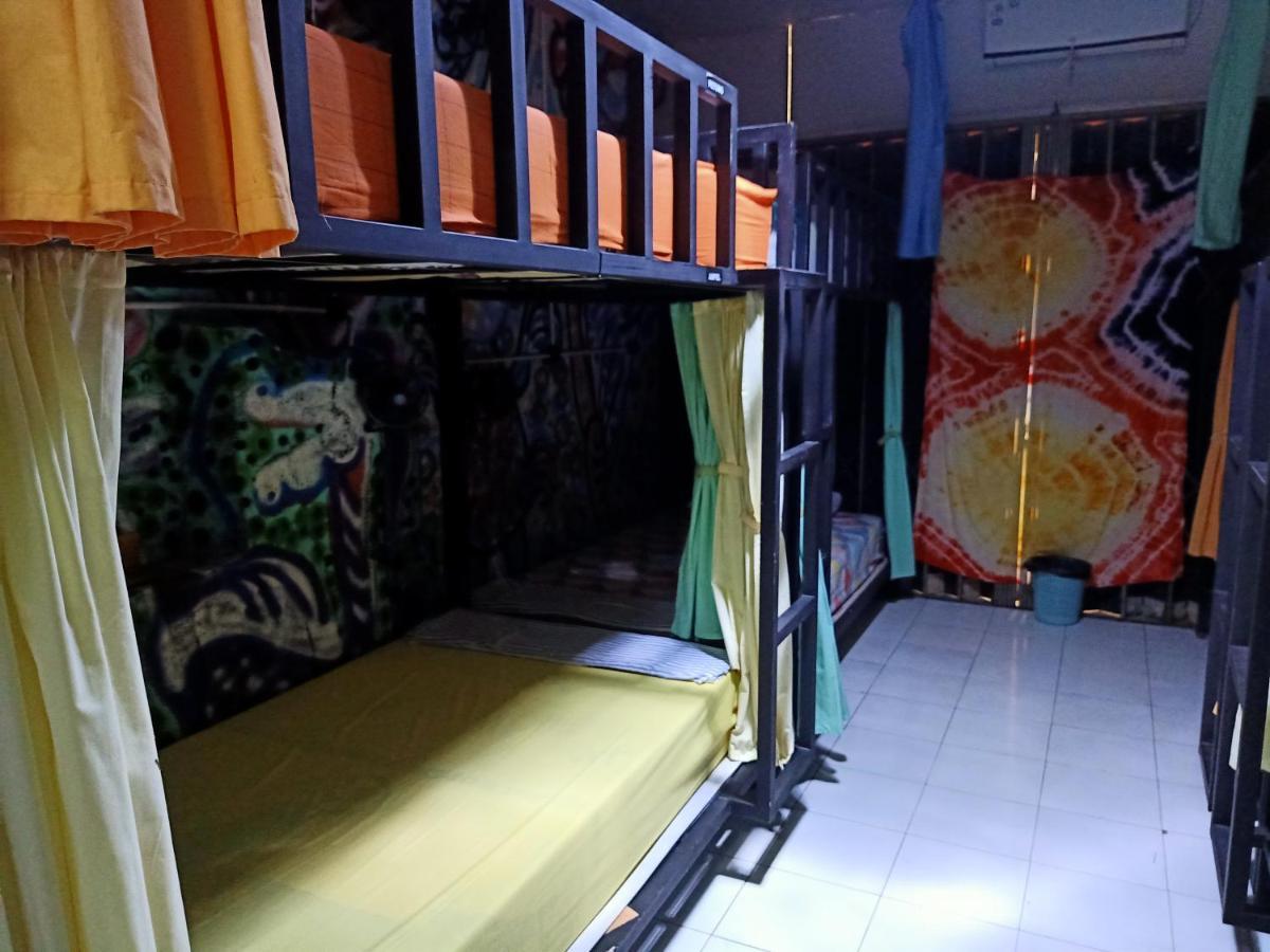 Deoplet Homestay & Gallery Yogyakarta Exteriör bild