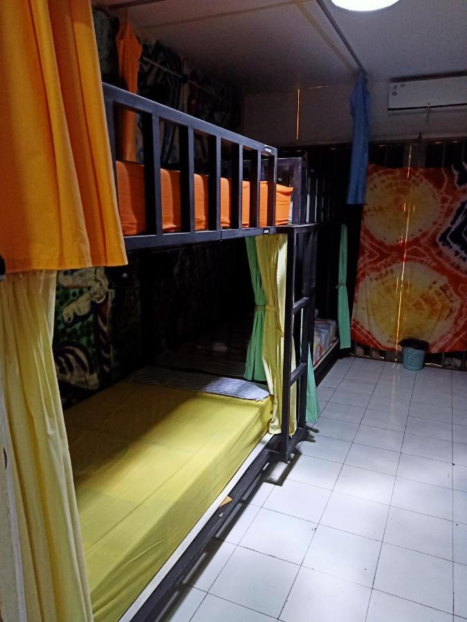 Deoplet Homestay & Gallery Yogyakarta Exteriör bild